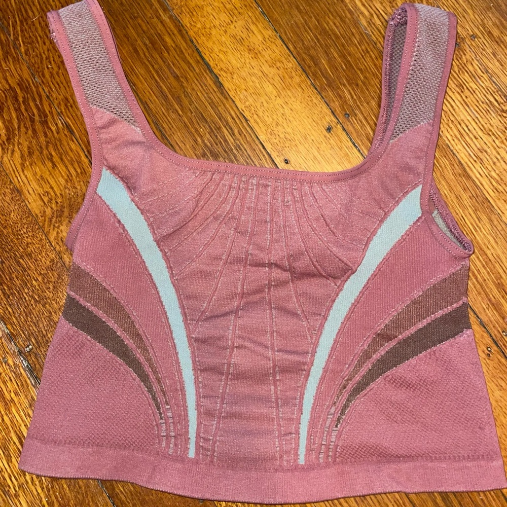 Free People the essence sports bra crop top sporty sexy mauve nwot new